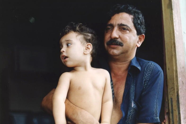 Чико Мендес с сыном Сандино