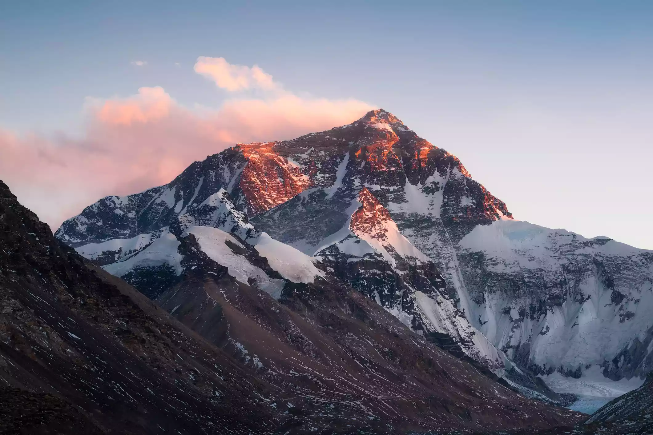 Гора Эверест в Тибете