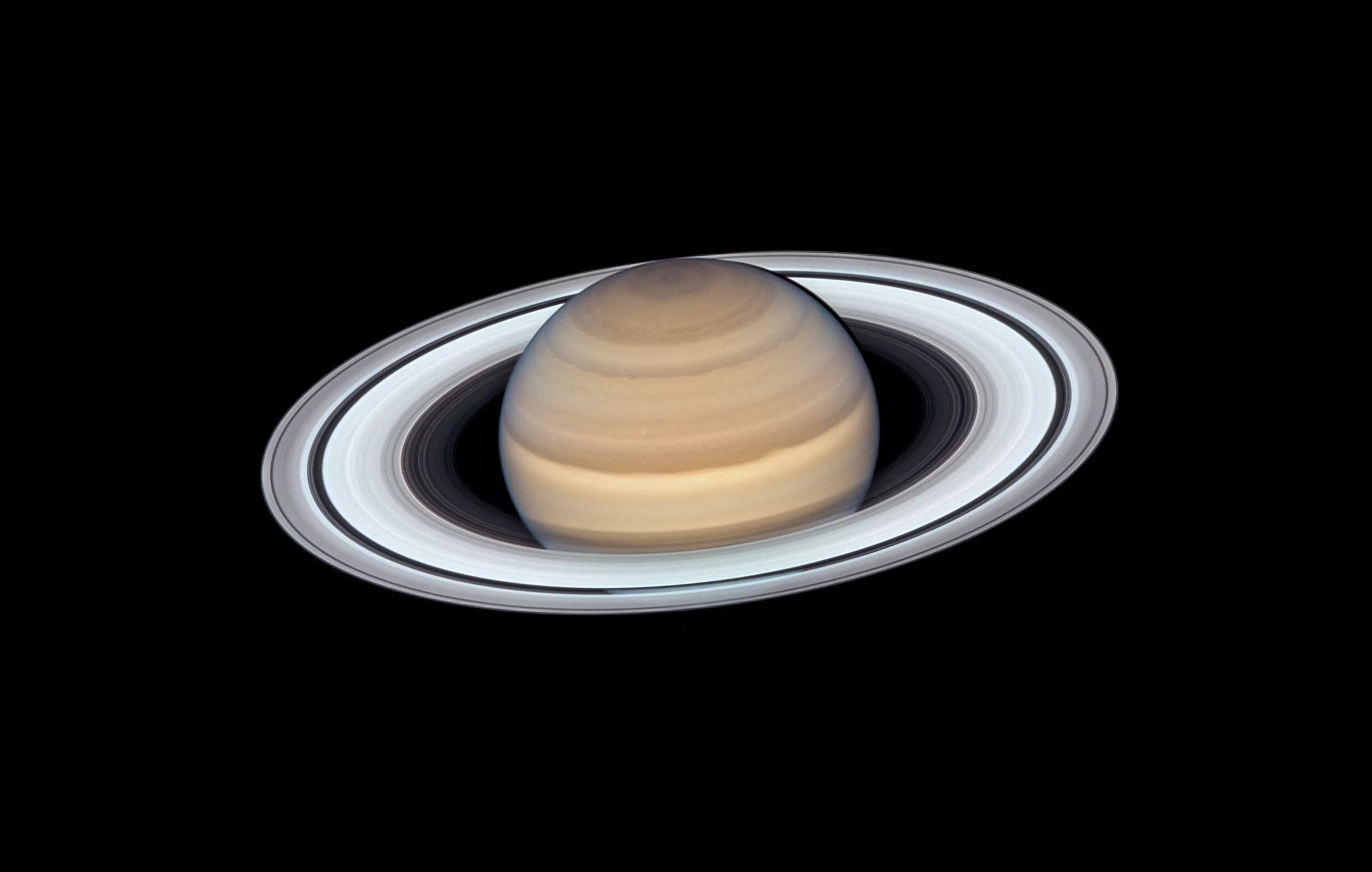 Последний портрет Сатурна, сделанный телескопом Хаббл