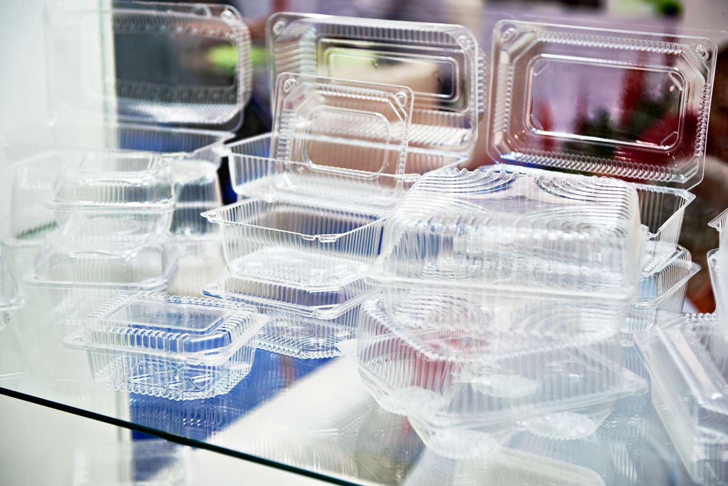 Пластиковые одноразовые пищевые контейнеры
