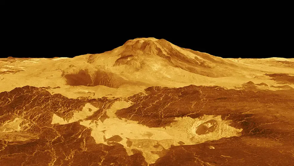 Компьютерная 3D-модель поверхности Венеры показывает вершину Горы Маат